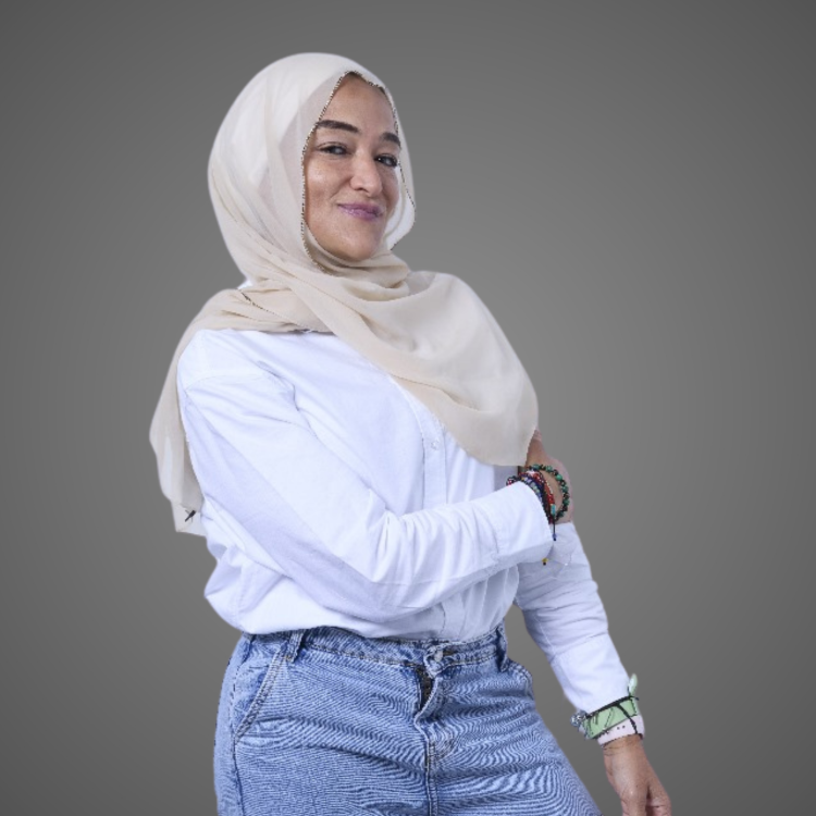 MANAL ROSTOM